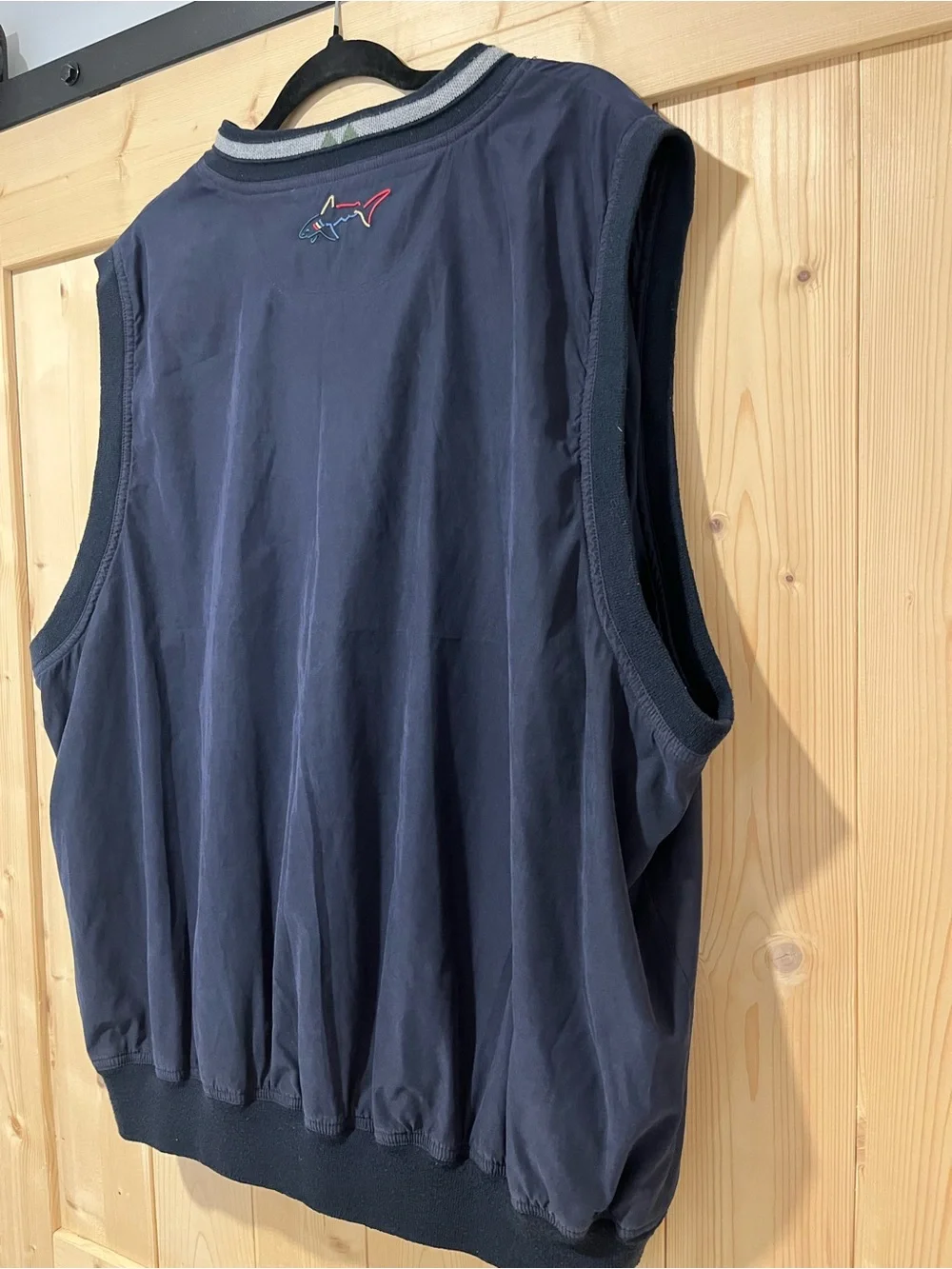 Greg Norman Collection Sleeveless V‑Neck Windbreaker XL/TG Navy Color